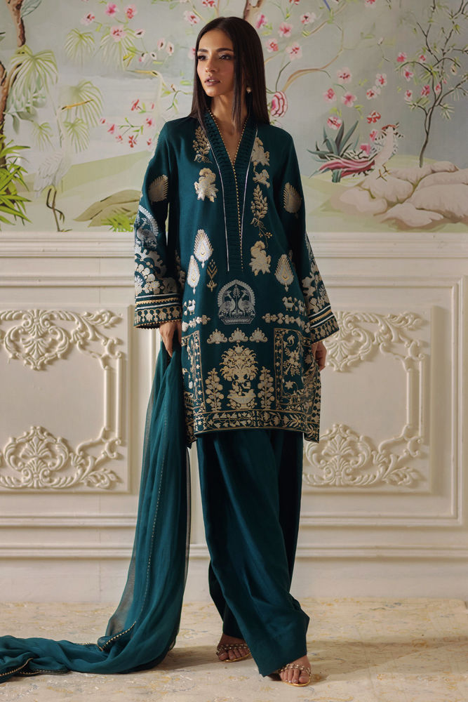 Qirat (Shirt, Pants and Dupatta)