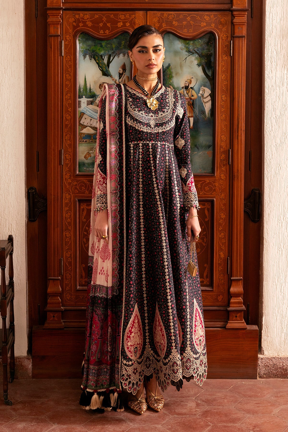 Embroidered Luxury Lawn Sl26-D09