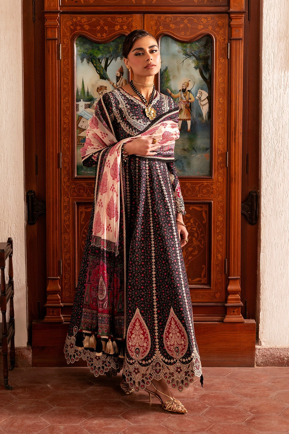 Embroidered Luxury Lawn Sl26-D09