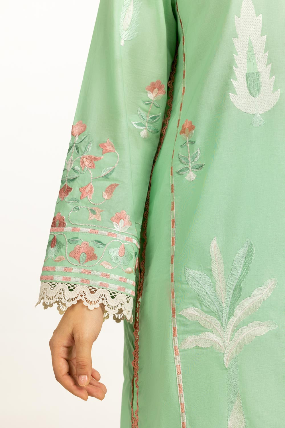 3Pc Cambric Embroidered Suit