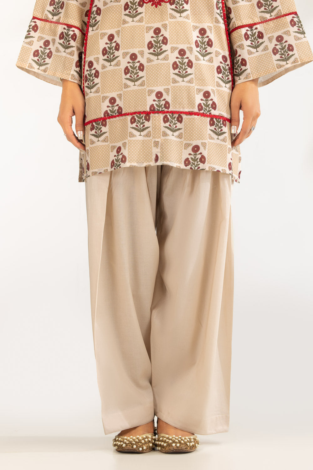 3Pc Lawn Printed Suit With Embroidered