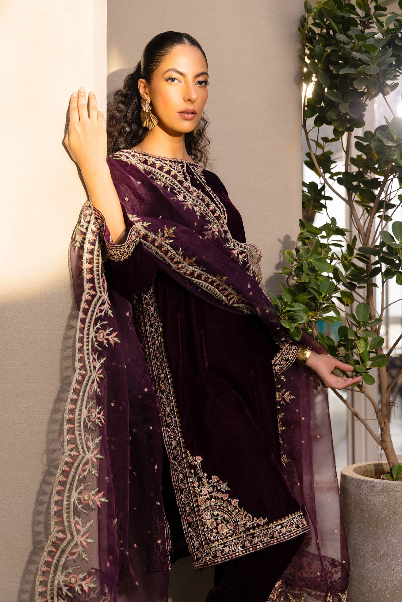 Fw24Da-2604 Plum 2Pcs Embroidered Kurta With Dupatta