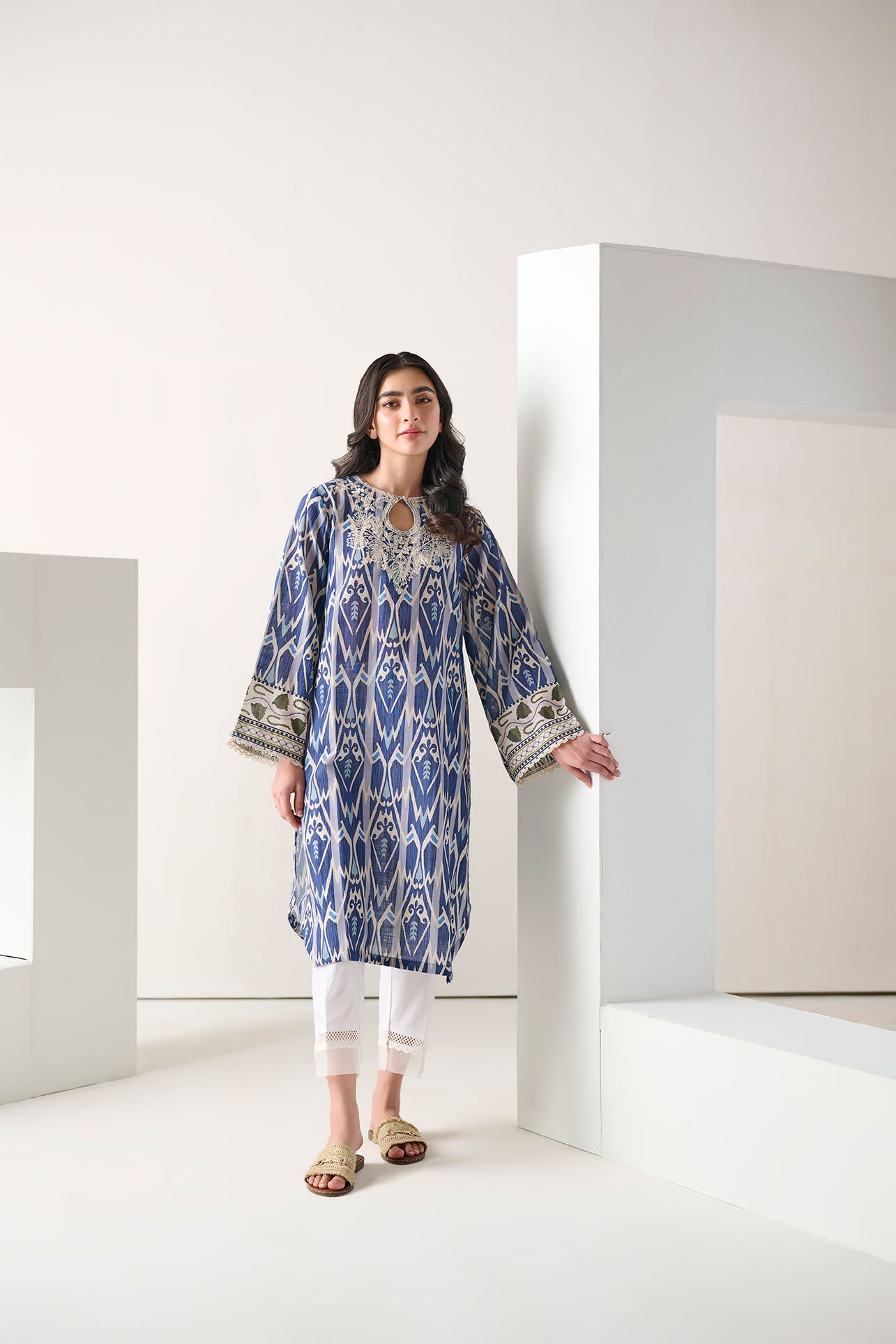 Dc-0546 Blue Printed Embroidered Kurta