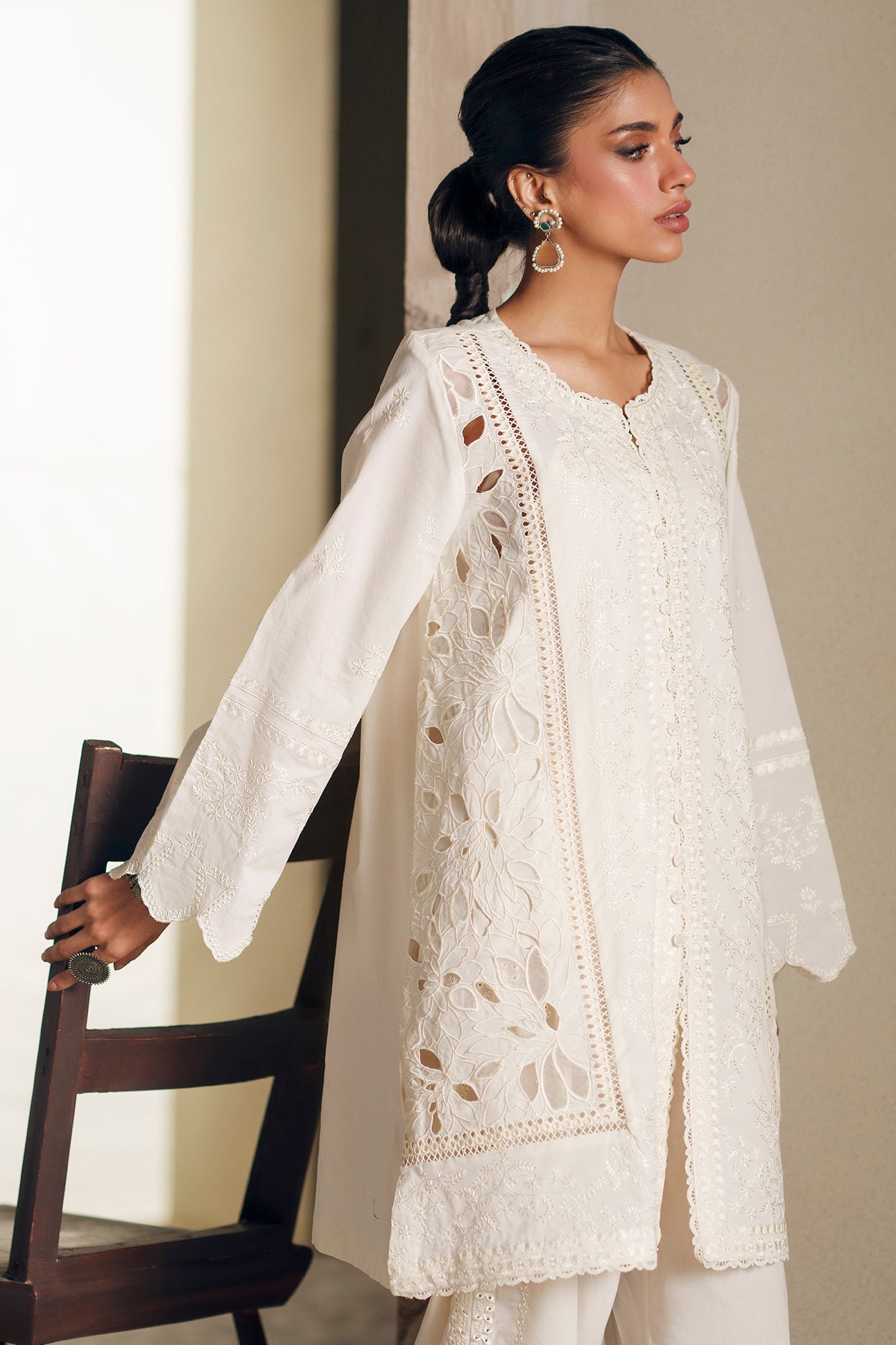 Embroidered Suit (E4363/103/003)