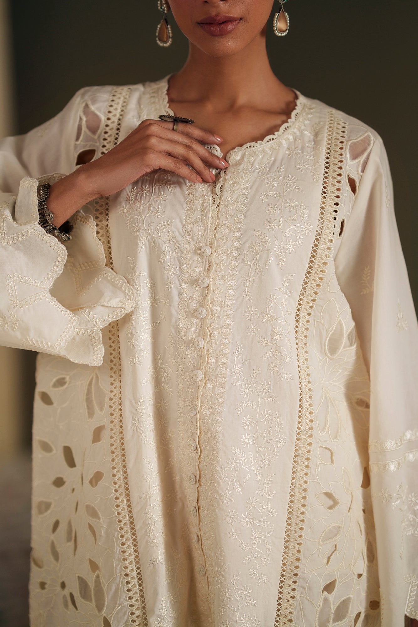 Embroidered Suit (E4363/103/003)