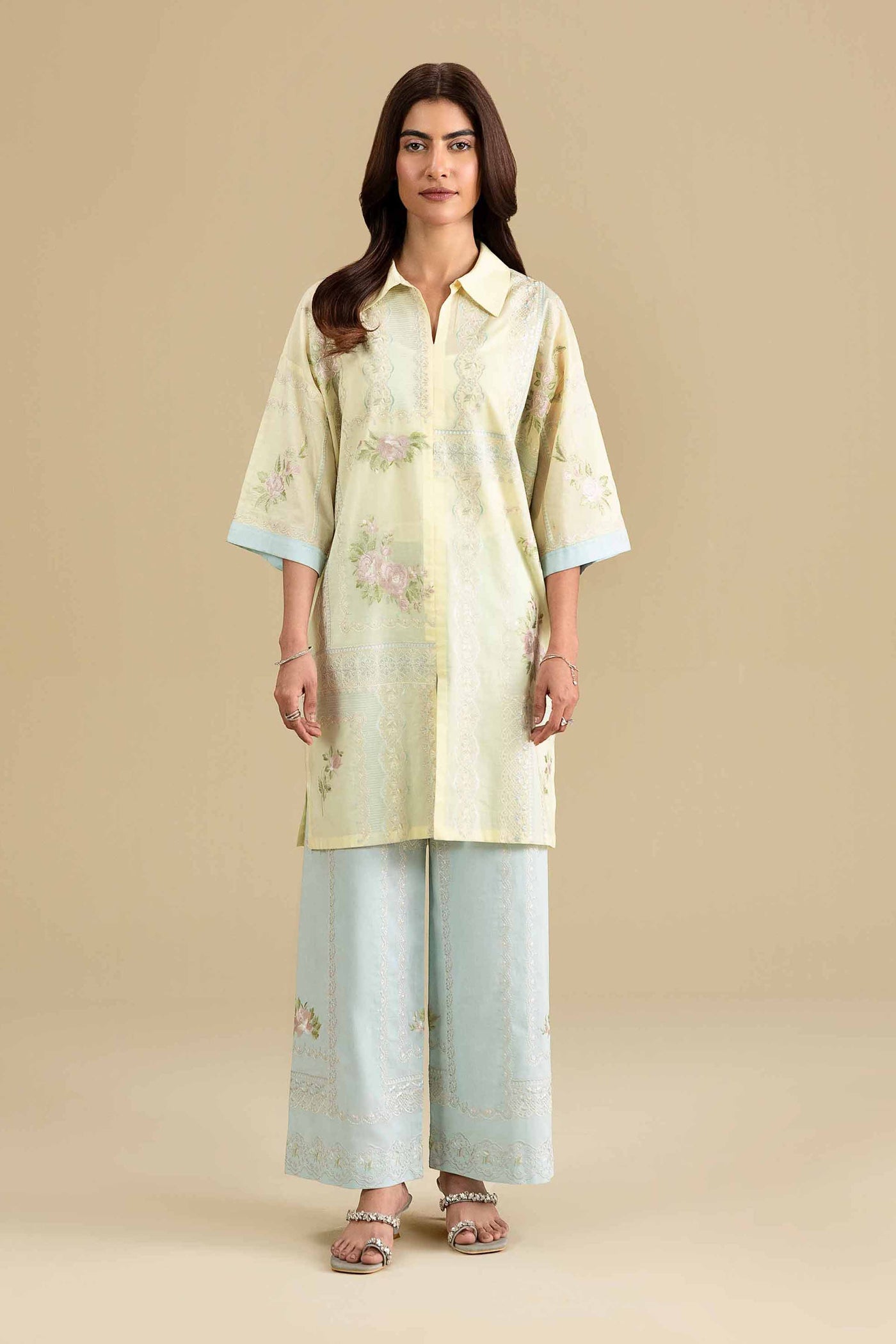 2 Piece - Embroidered Suit - Kfe26-33