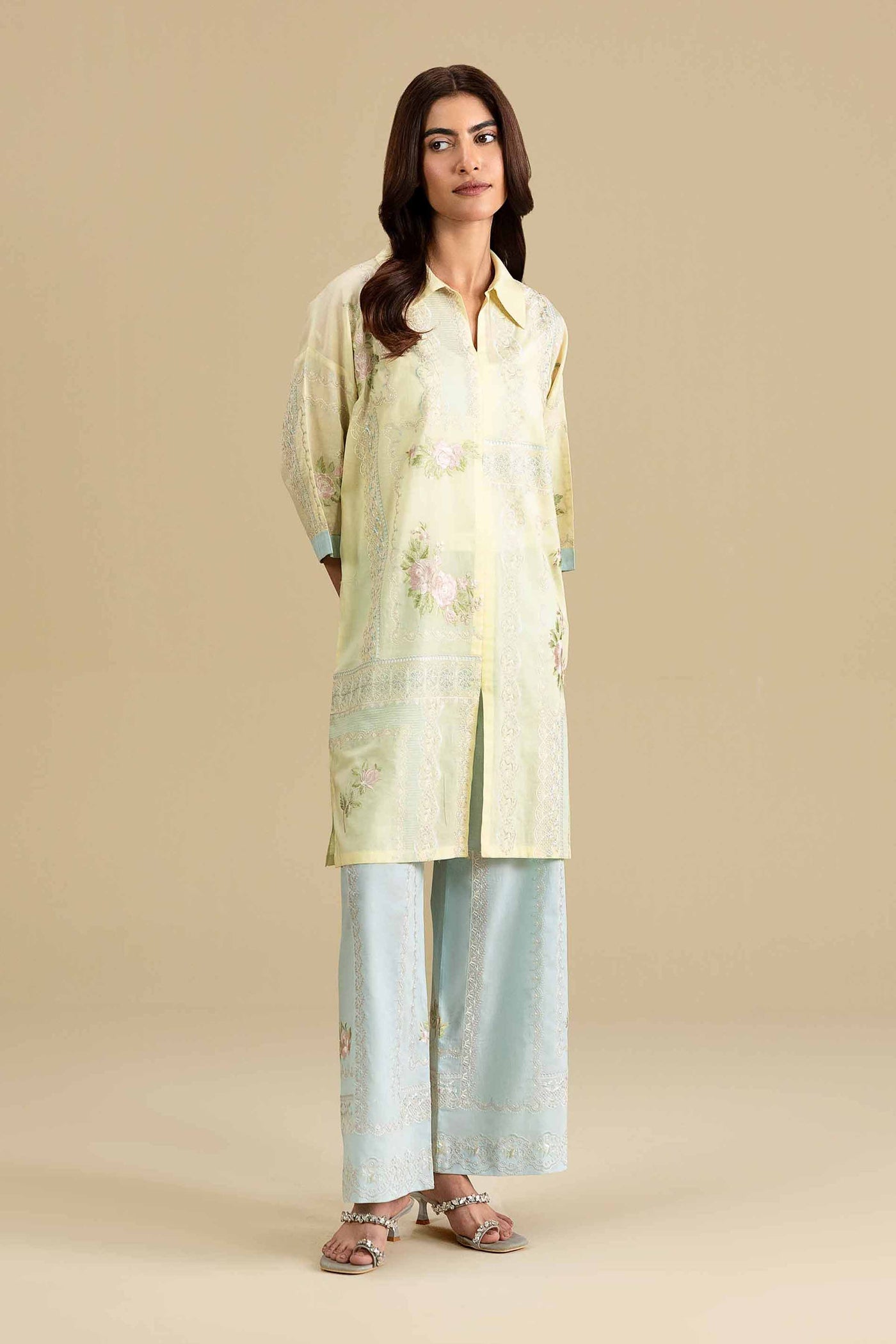 2 Piece - Embroidered Suit - Kfe26-33