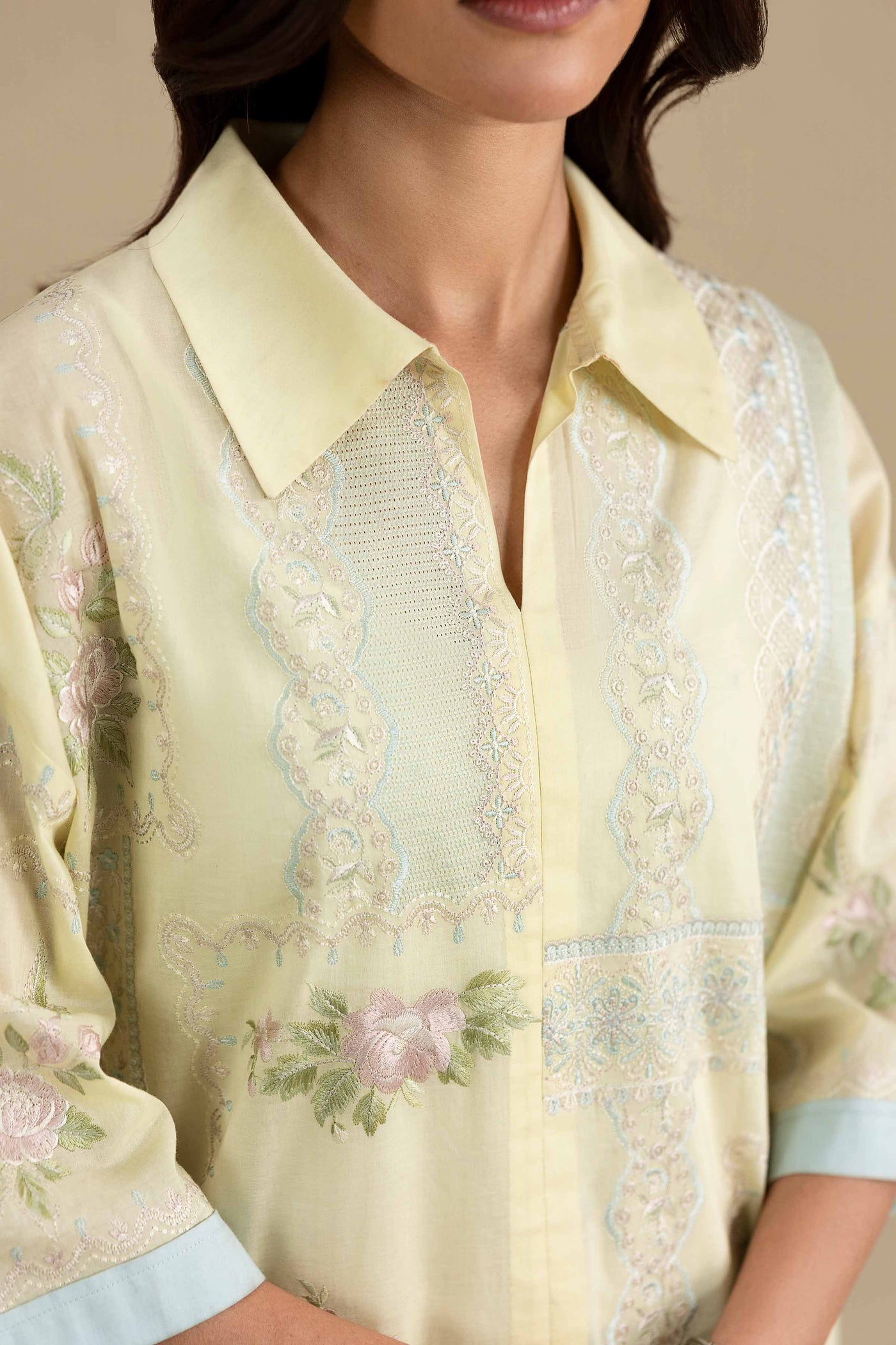 2 Piece - Embroidered Suit - Kfe26-33