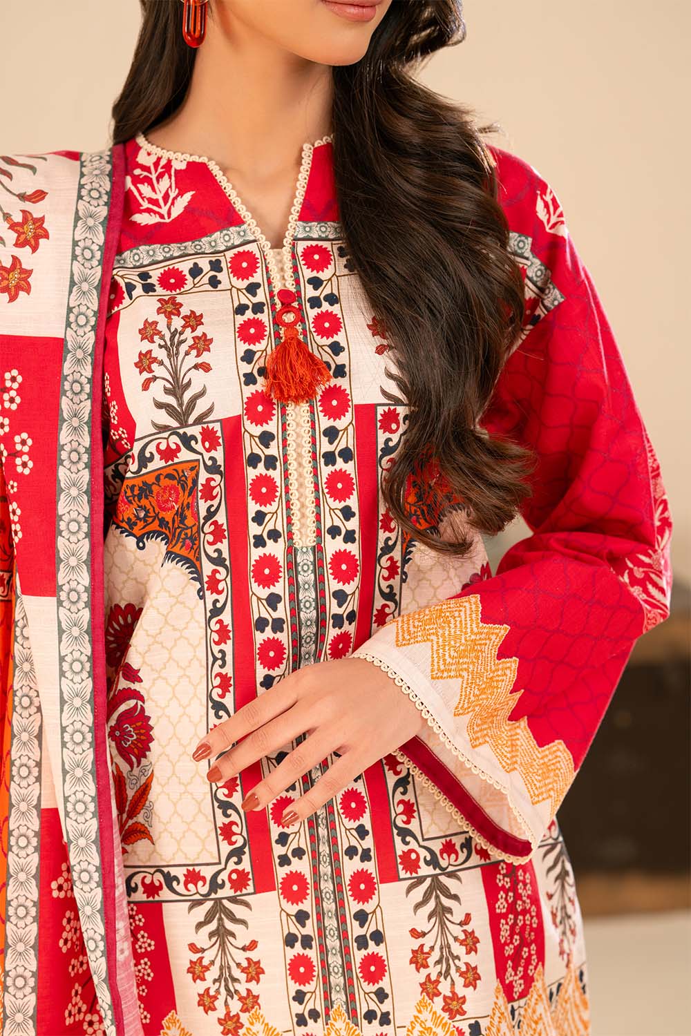 3 Piece Printed Khaddar Suit With Dupatta