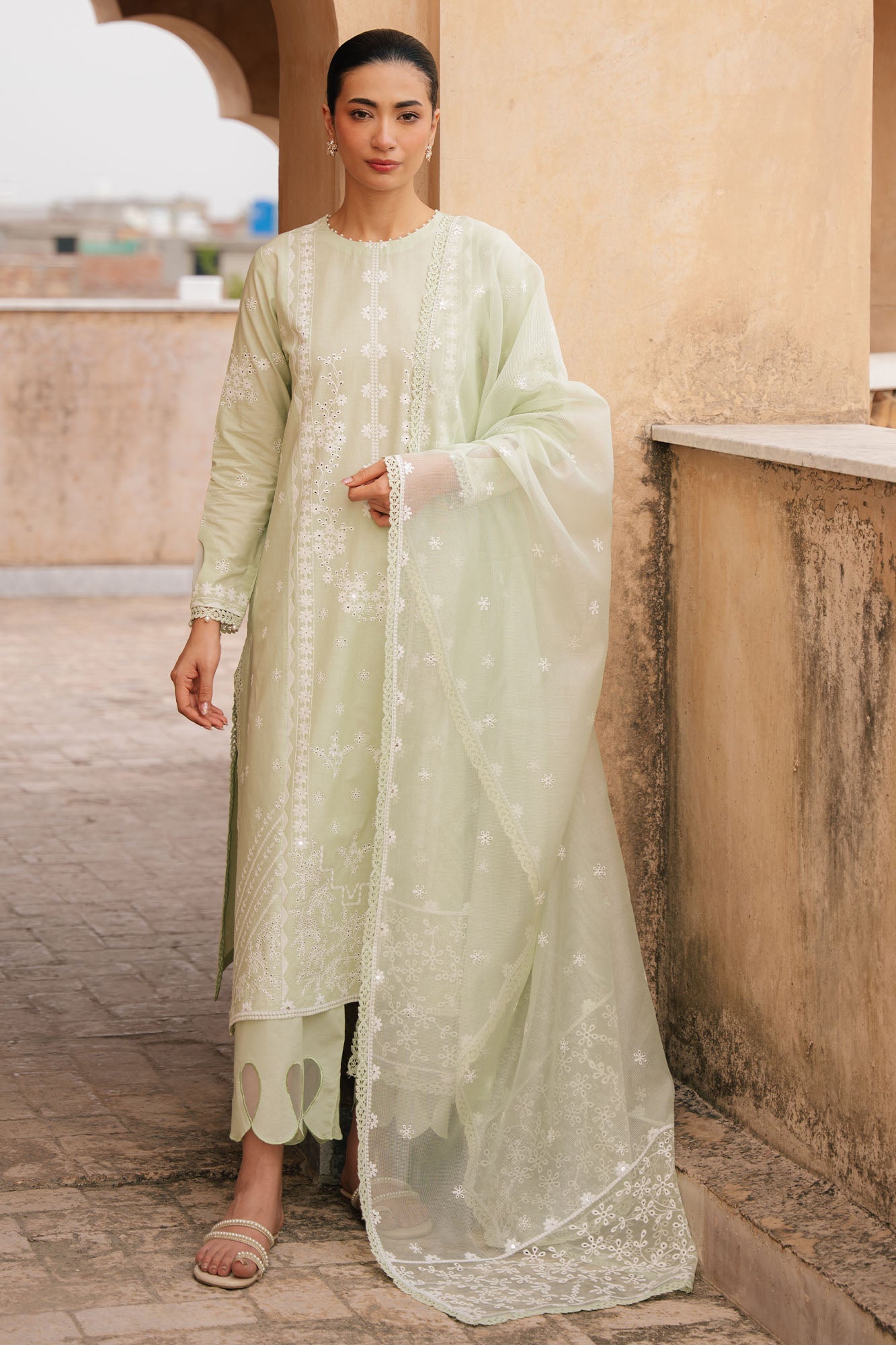 Lumiere Meadow-3Pc Embroidered Lawn Suit