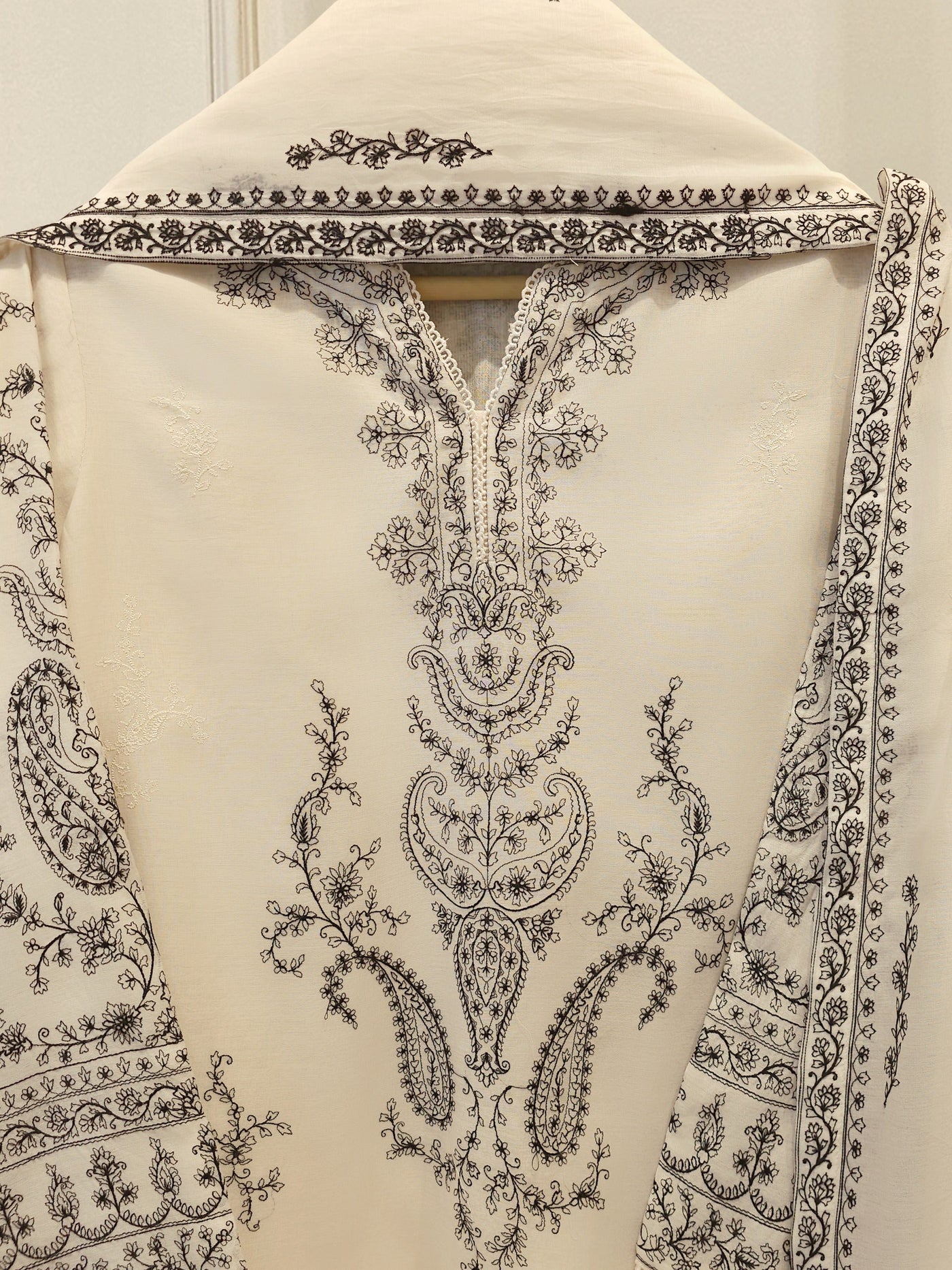 2 Piece - Embroidered Kora Cotton Suit S114090