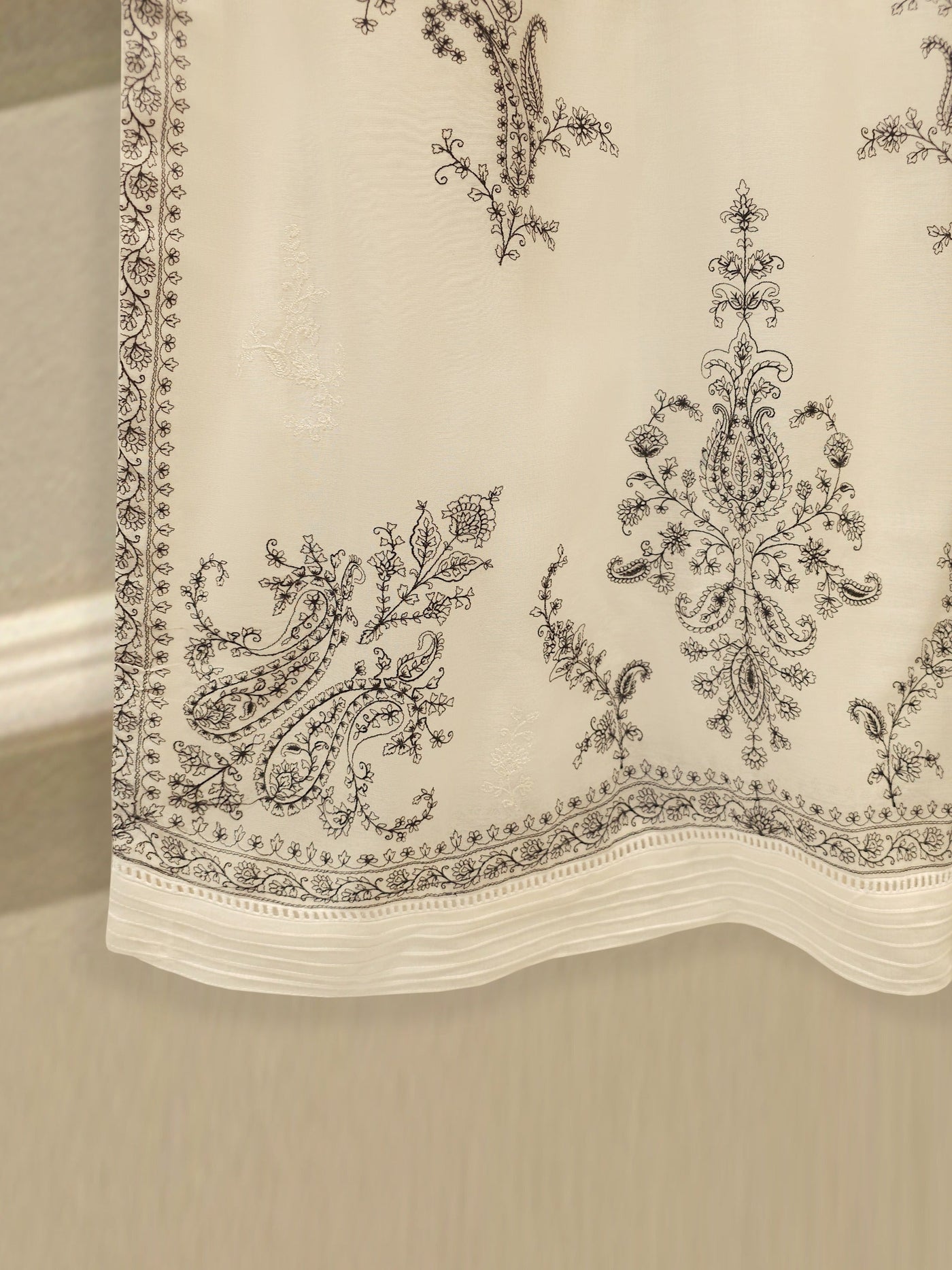 2 Piece - Embroidered Kora Cotton Suit S114090