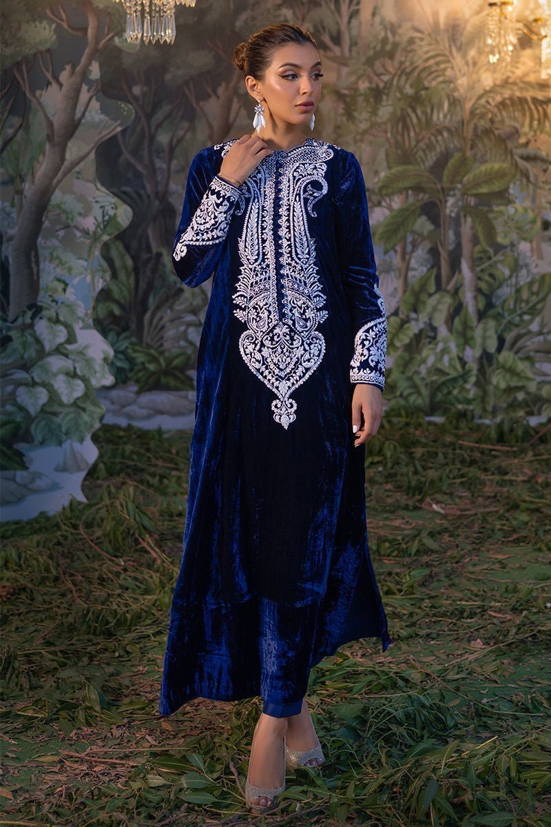 Izza Velvet Luxe Kaftan By Alizay Saad